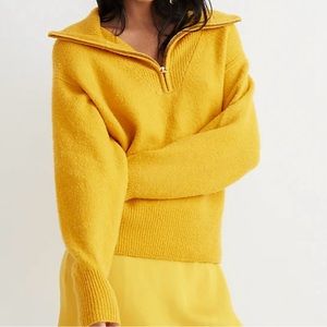 Condition: New w/tag | Size: XL | Relaxed half-zip stretch sweater